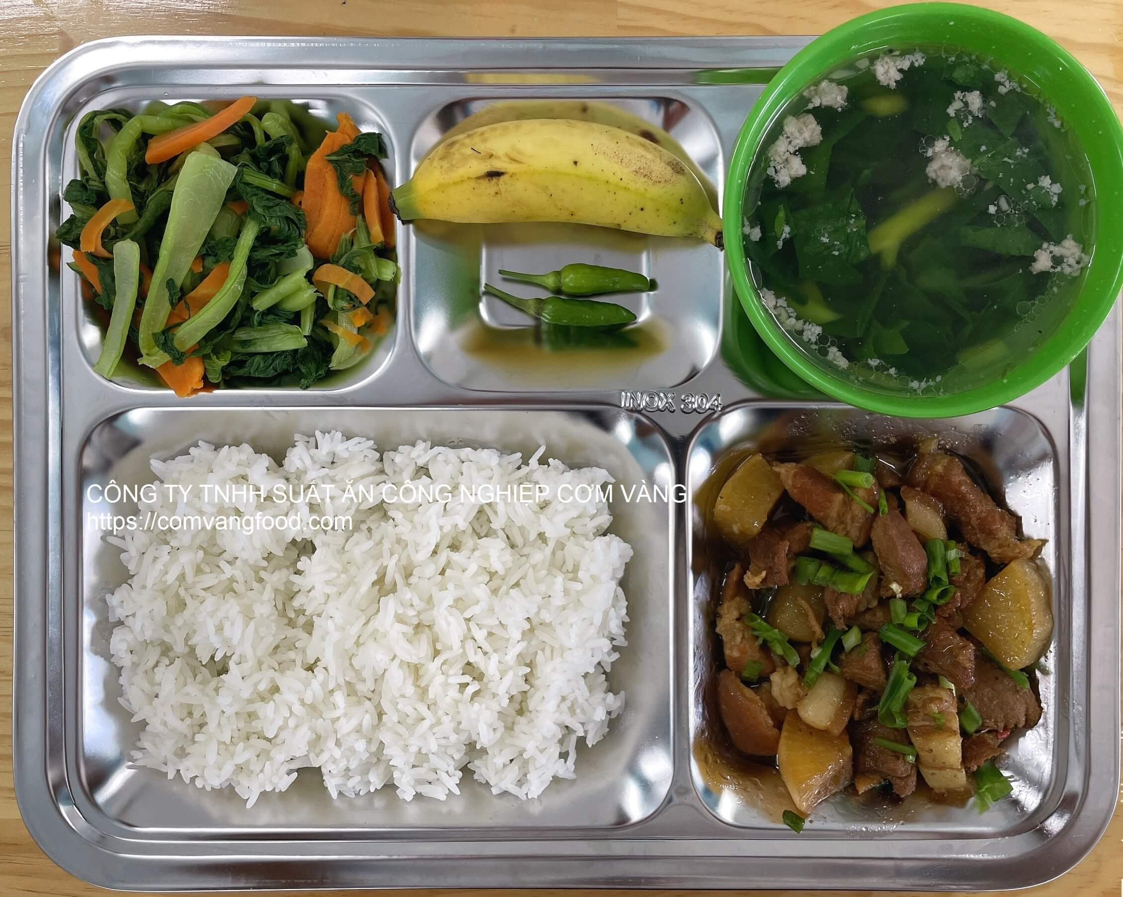 Suất ăn CN 20.000 ở Biên Hòa